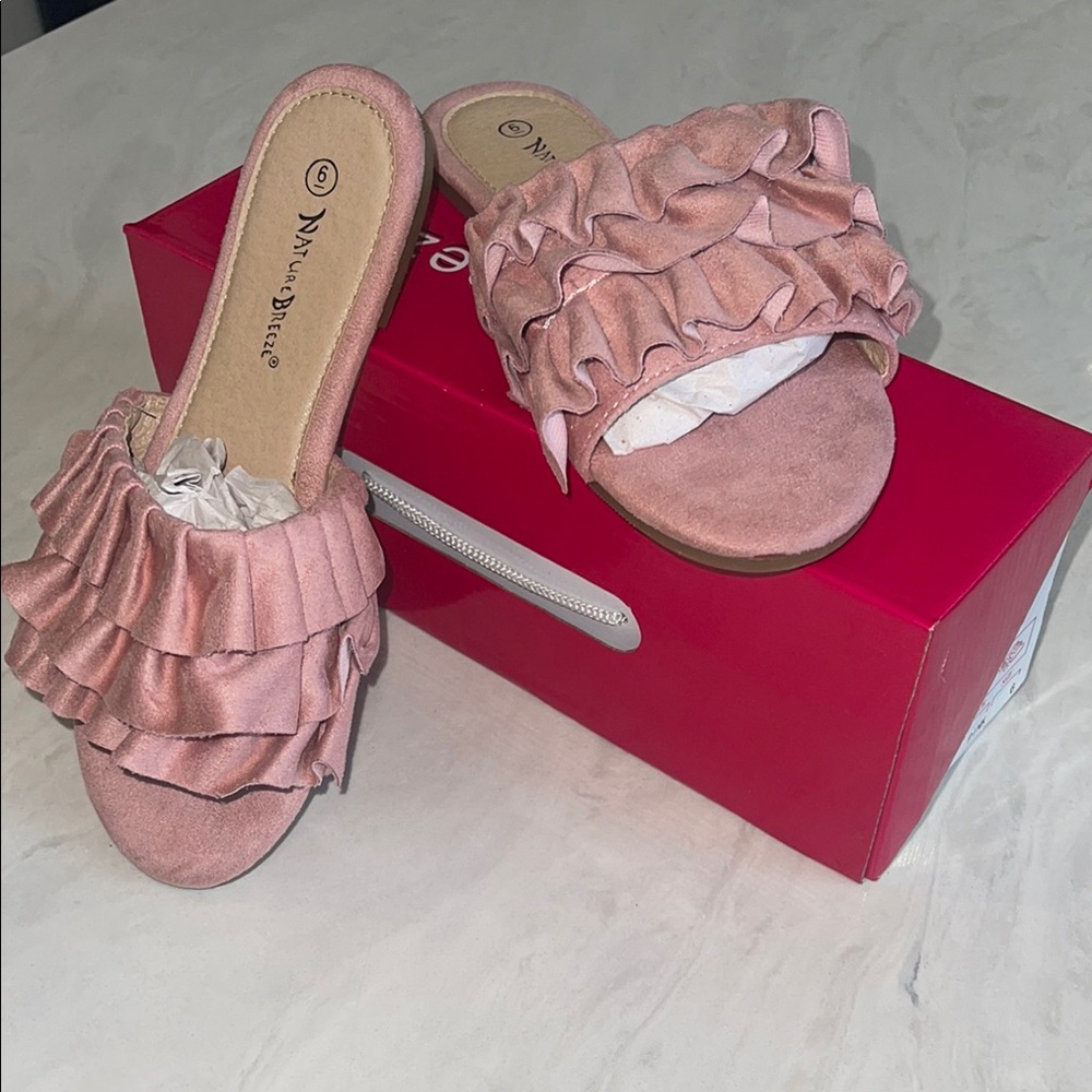 New!! ✨ Women’s Rose Pink Suede Slippers Ruffled Design- Size 6 LAST ONE!
